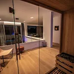 Villa Luxury Deluxe With Heated Pool In Istria
