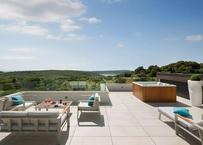 Luxury Villa Deluxe Pula With Heated Pool In Istria Villa *