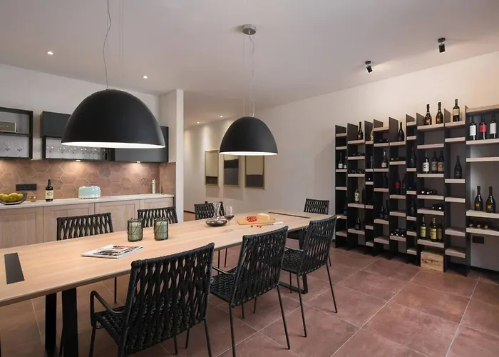 Luxury Villa Deluxe Pula With Heated Pool In Istria *