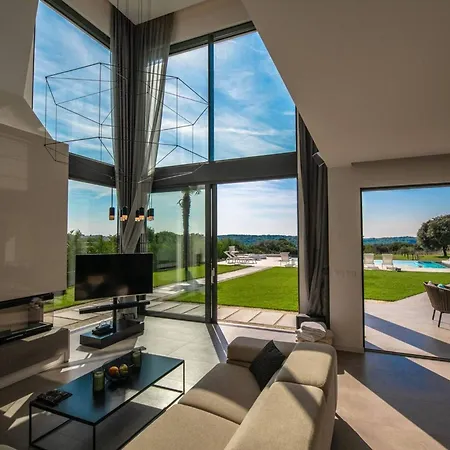 Luxury Deluxe With Heated Pool In Istria *