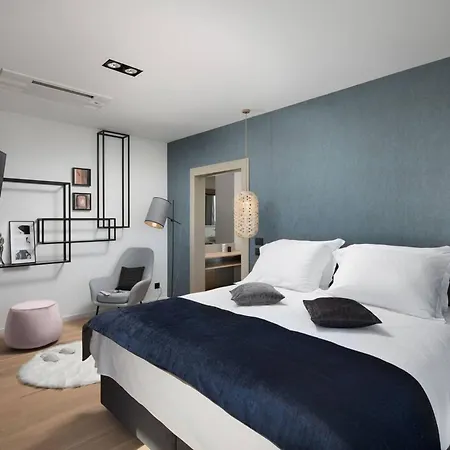 Vila Luxury Deluxe With Heated Pool In Istria Pula