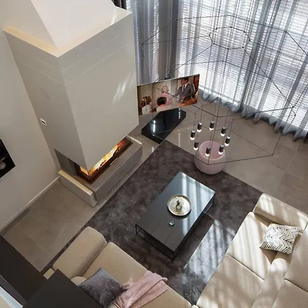 Luxury Deluxe With Heated Pool In Istria